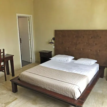 Bed and Breakfast L'attico Di Piazza Mazzini Λέτσε