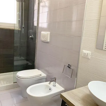 L'attico Di Piazza Mazzini 2* Λέτσε