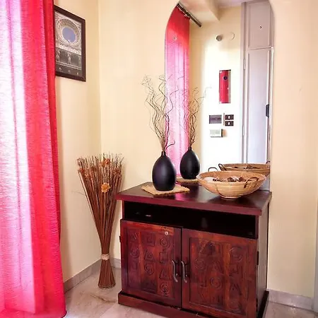 Bed and Breakfast L'attico Di Piazza Mazzini Λέτσε
