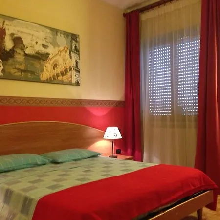 L'attico Di Piazza Mazzini 2* Λέτσε